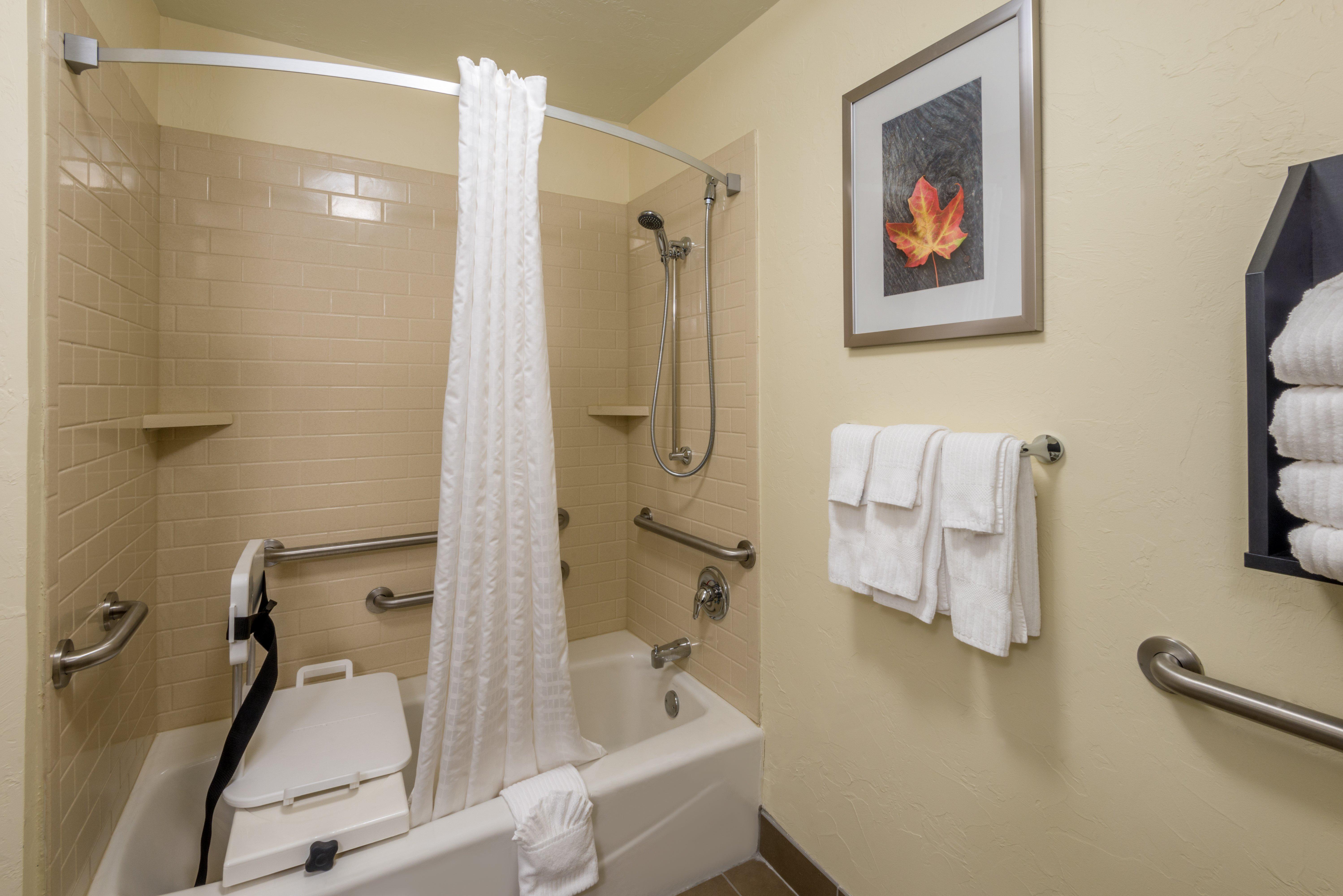 Candlewood Suites Del City By Ihg Exterior foto